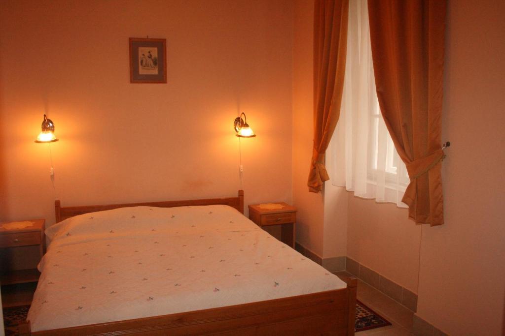 Festetich Kastelyszallo Es Zsuzsanna Hotel Szeleste ภายนอก รูปภาพ